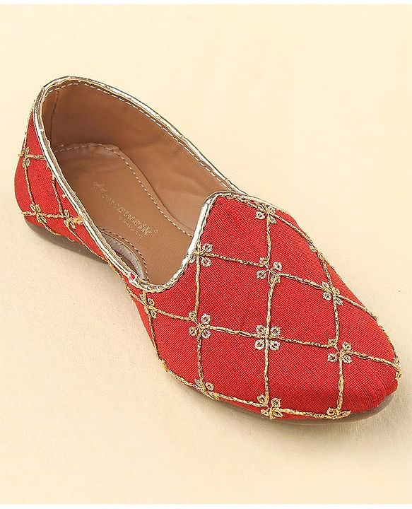 Cute Walk by Babyhug Ethnic Wear Slip On Mojaris - Pink