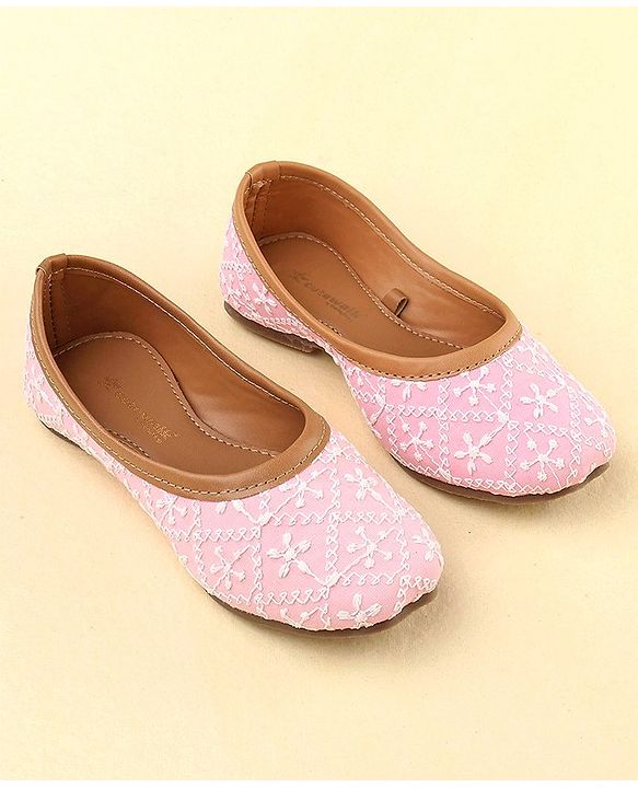 Cute Walk by Babyhug Slip On Embroidered Mojaris - Pink