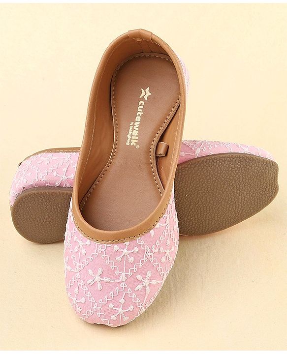 Cute Walk by Babyhug Slip On Embroidered Mojaris - Pink