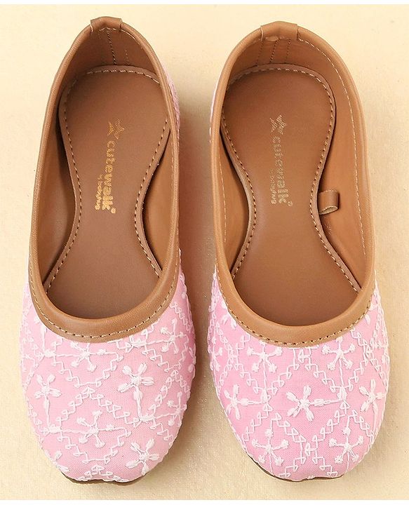Cute Walk by Babyhug Slip On Embroidered Mojaris - Pink
