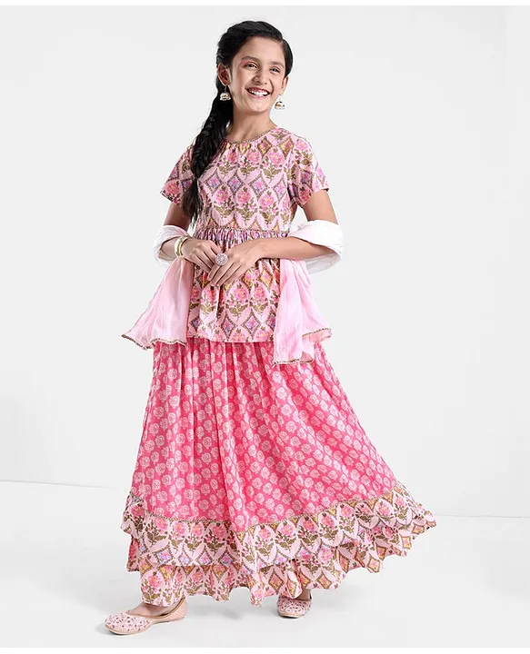 Girls Lehenga Choli Online – Buy Girls Lehenga Online in India, USA &  Mauritius – Suvidha Fashion