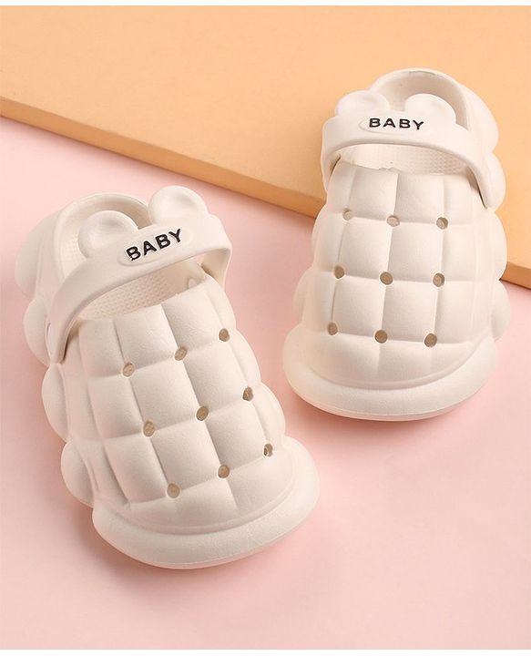 Cute Walk by Babyhug Slip On Clogs Cube Design - Pink