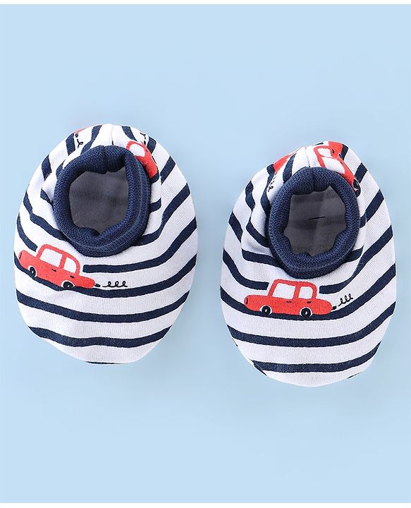 Babyhug 100% Cotton Interlock Knit Cap Mittens And Booties Stripes & Car Print - Navy Blue