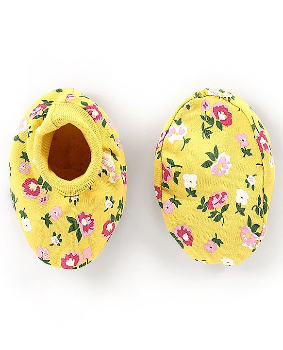 Babyhug Interlock 100% Cotton Knit Cap Mittens & Booties Floral Print Yellow - Diameter 9.5 cm