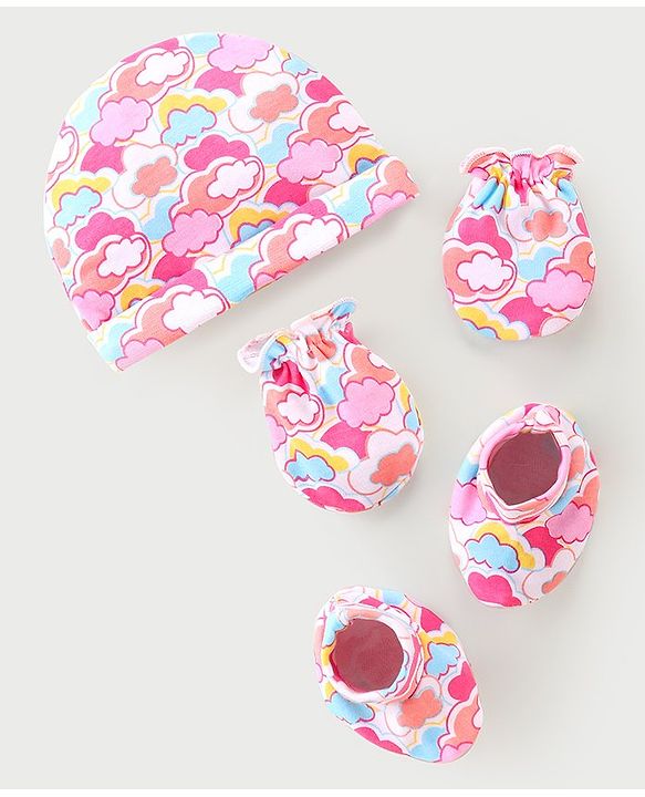 Babyhug 100% Cotton Cap Mittens And Booties With Cloud Print Pink - Diameter 9.5 cm