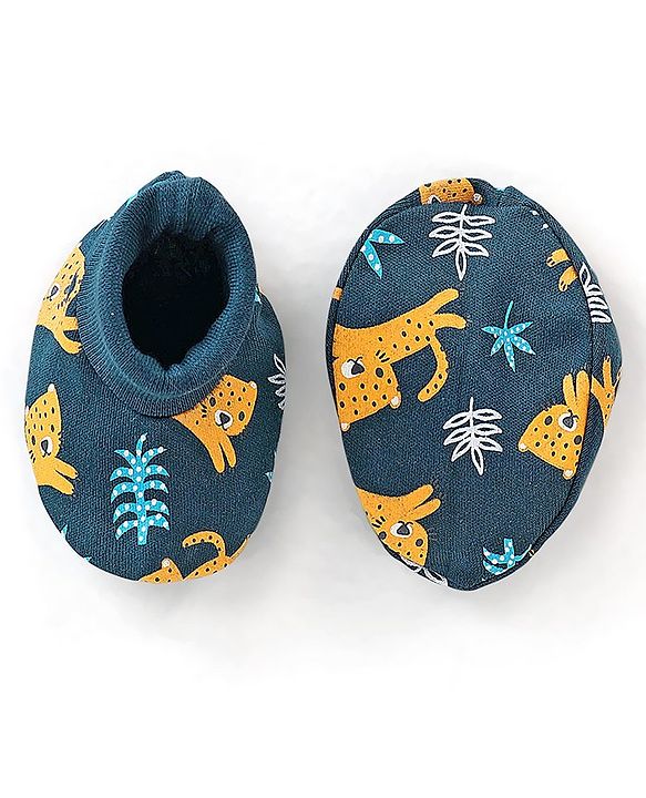 Babyhug 100% Cotton Knit Leopard Printed Cap Mittens & Booties Set - Green
