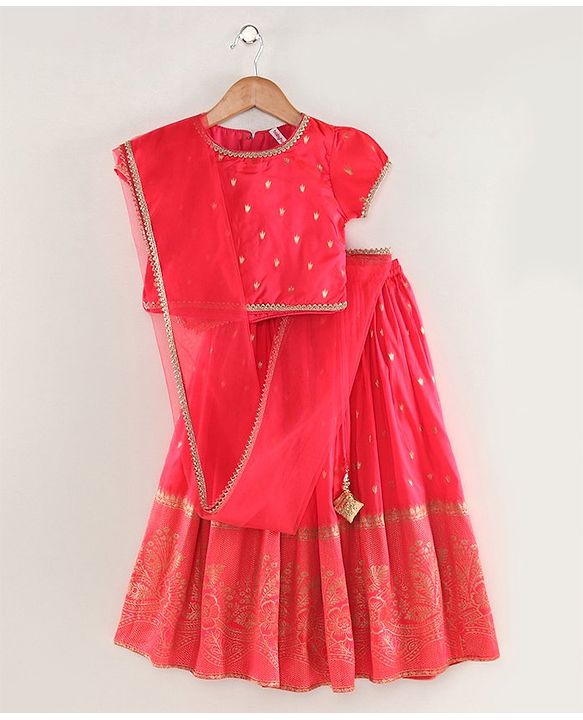 Babyhug Half Sleeves Banarsi Brocade Pattu Pavda Choli With Lehenga And Dupatta Set - Red