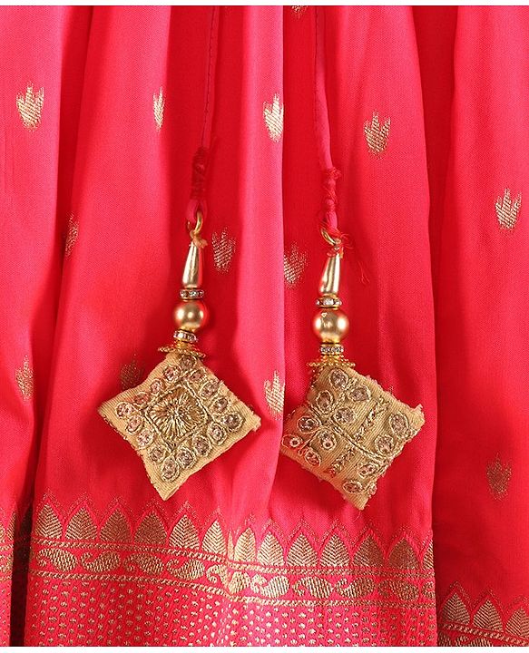 Babyhug Half Sleeves Banarsi Brocade Pattu Pavda Choli With Lehenga And Dupatta Set - Red