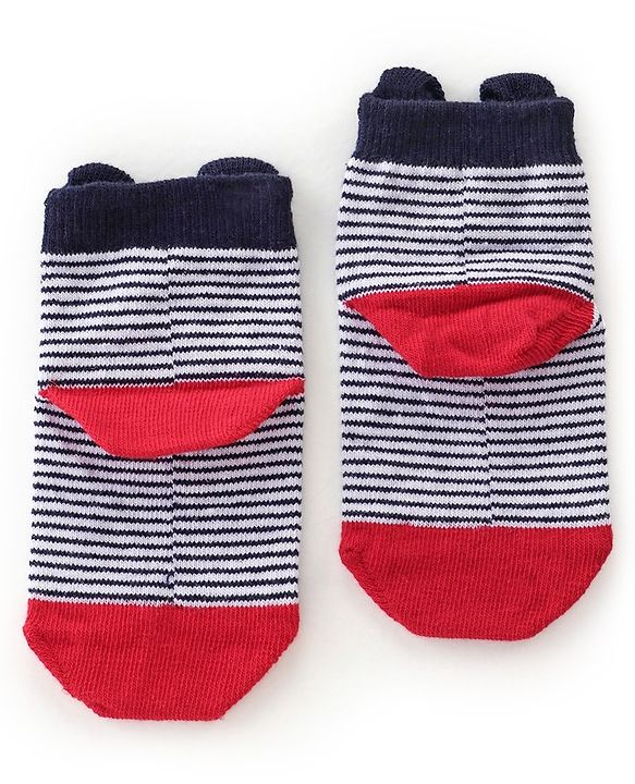 Cute Walk by Babyhug Cotton Blend Non Terry Ankle Length Socks Heart Design - Red