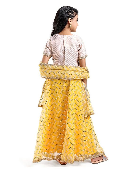 Pine Kids Half Sleeves Chevron Embroidered Choli & Lehenga with  Dupatta Set- Yellow