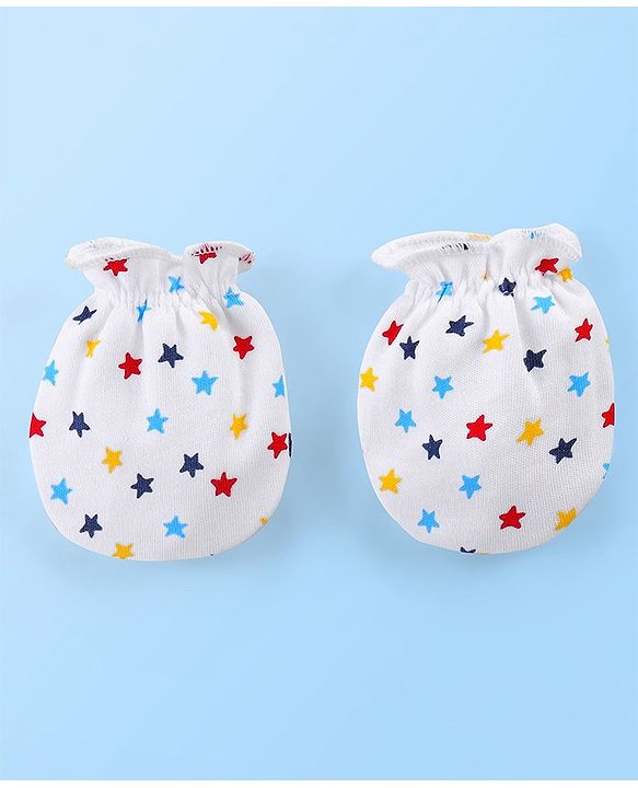 Babyhug 100% Cotton Knit Star Print Cap Mittens & Booties- White