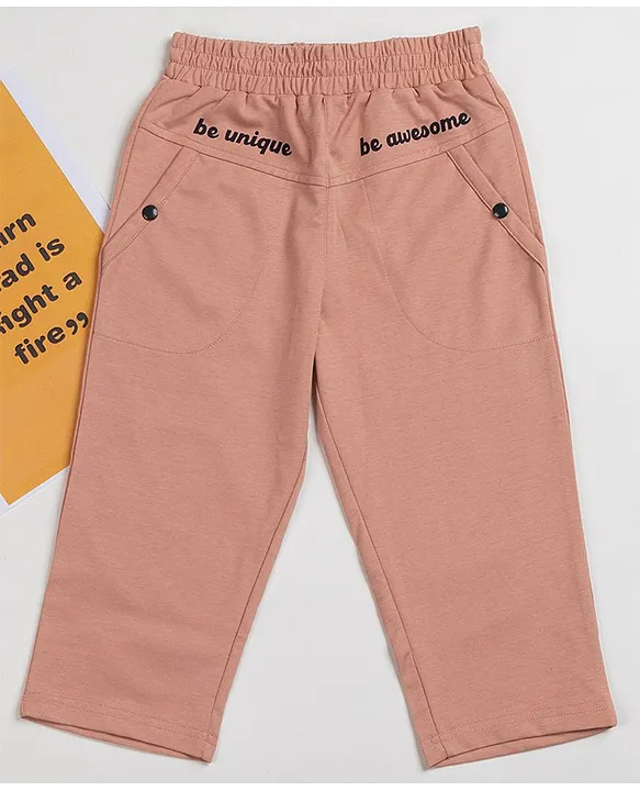 Amazon.com: Women's Loose Fit Daisy Printed Capri Pants Fashion Sweatpants  with Pocket Light Weight Lounge Pants Ritual Pants(Black,Small) : Clothing,  Shoes & Jewelry