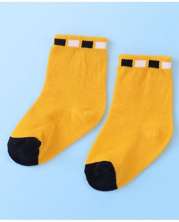Cute Walk by Babyhug Cotton Blend Ankle Length Anti Bacterial Socks Stripes Design Pack of 3 - White & Yellow