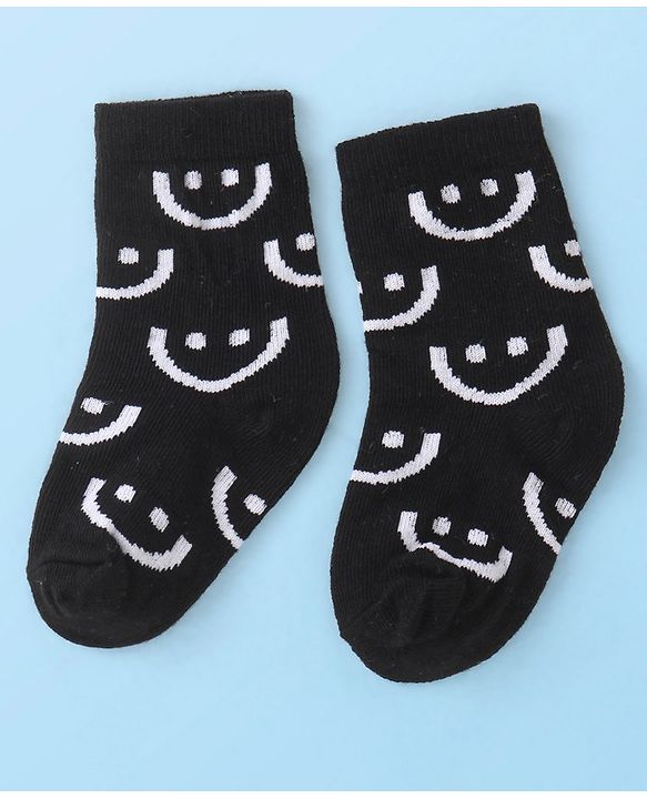 Cute Walk By Babyhug Non Terry Anti Bacterial Ankle Length Socks With Smile Design Pack Of 3 - White & Black
