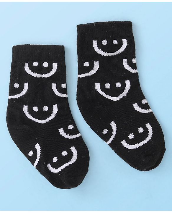 Cute Walk By Babyhug Non Terry Anti Bacterial Ankle Length Socks With Smile Design Pack Of 3 - White & Black