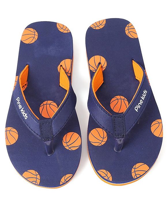 Pine Kids Flip Flops Football Print - Blue