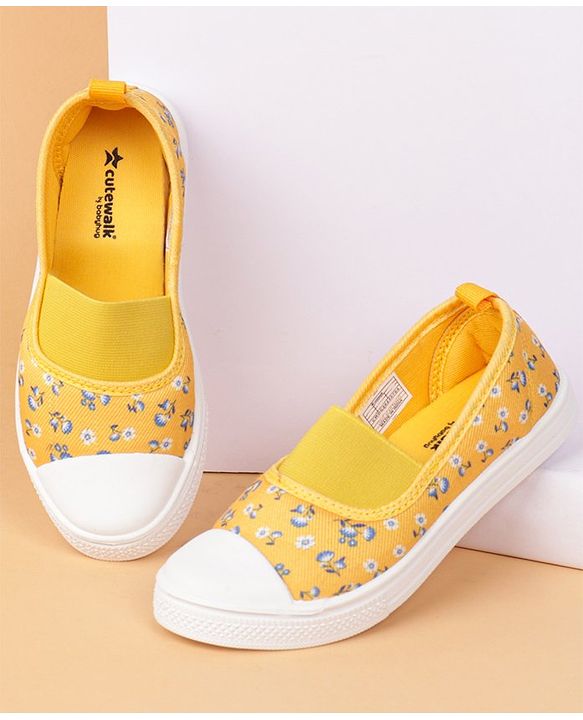 Cute Walk by Babyhug Slip On Casual Shoes With Floral Design- Yellow
