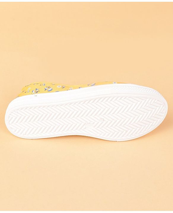 Cute Walk by Babyhug Slip On Casual Shoes With Floral Design- Yellow
