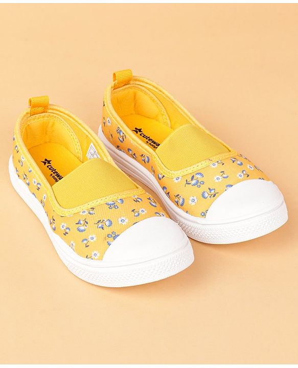Cute Walk by Babyhug Slip On Casual Shoes With Floral Design- Yellow