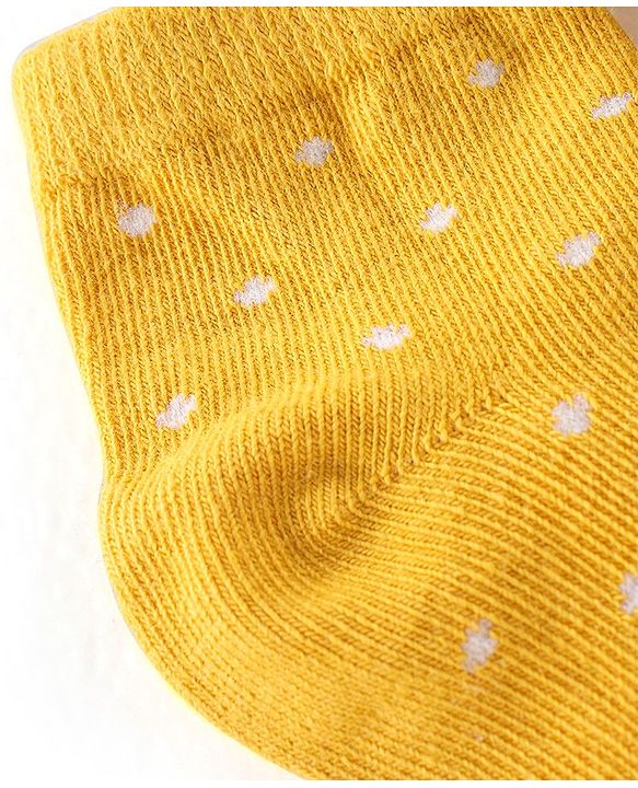Cute Walk By Babyhug Cotton Knit Anti Bacterial Ankle Length Socks Polka Dot Design Pack Of 3 - Pink Yellow & Purple