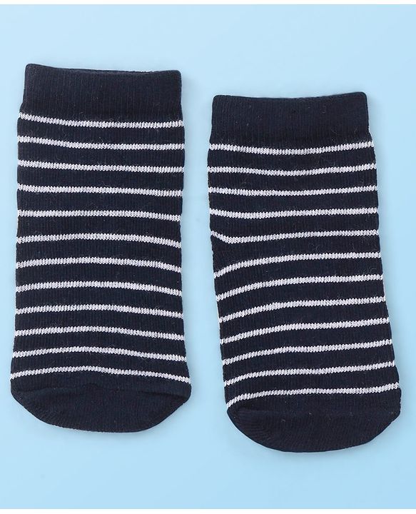 Cute Walk by Babyhug Cotton Knit Anti-Bacterial Ankle Length Dalmatians & Paw Design Socks Pack of 3 - Multicolour