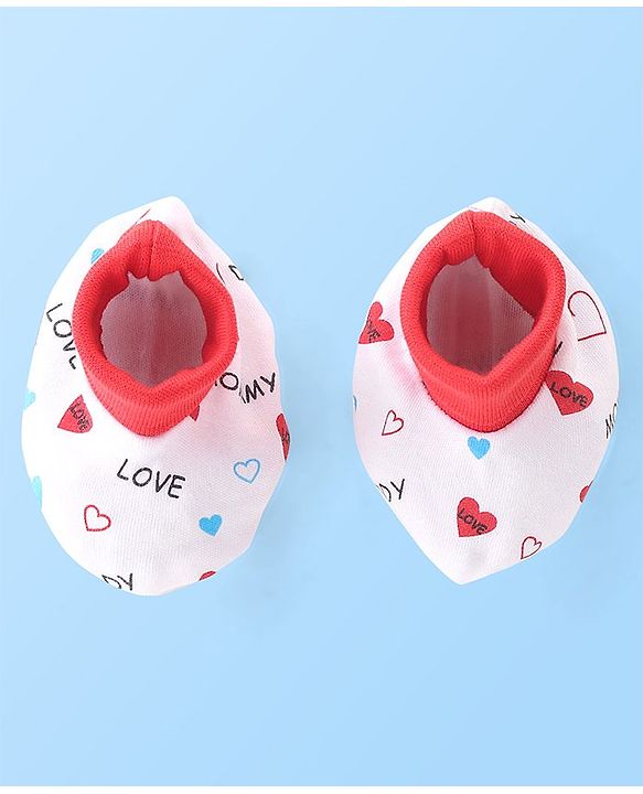 Babyhug 100% Cotton Knit Cap Mittens & Booties Set with Heart Print - White