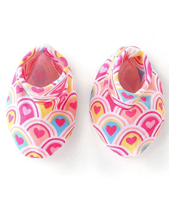 Babyhug 100% Cotton Interlock Knit Cap Mittens & Booties Set with Heart Print - Pink