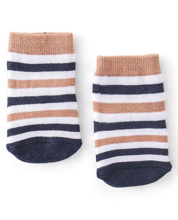 Cute Walk By Babyhug Terry Anti-Bacterial Ankle Length Socks With Teddy Print Pack Of 3 - White & Black