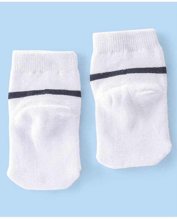 Cute Walk By Babyhug Terry Anti-Bacterial Ankle Length Socks With Teddy Print Pack Of 3 - White & Black
