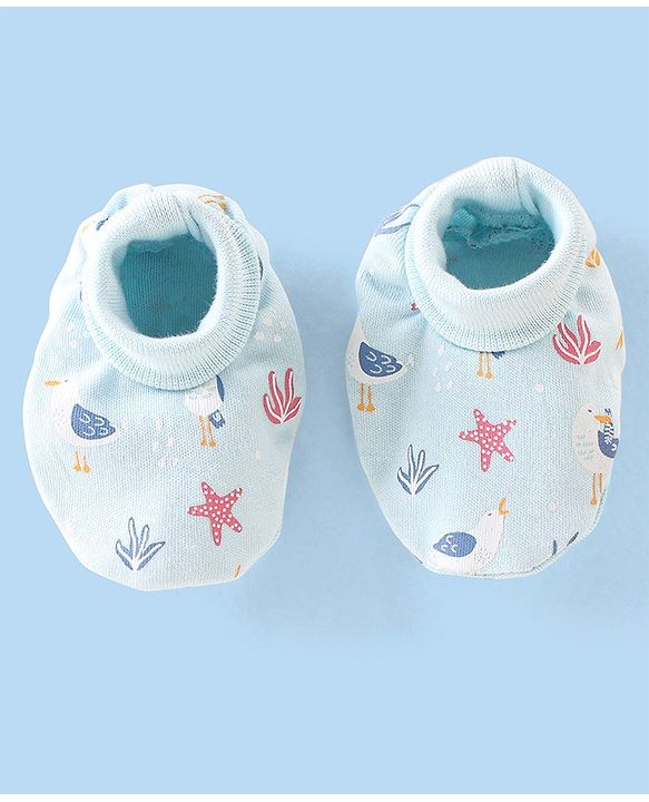 Babyhug 100% Cotton Knit Cap Mittens & Booties Set with Star Fish Print - Blue