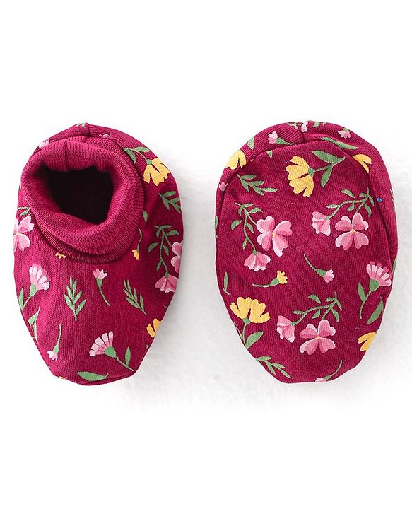 Babyhug 100% Cotton Knit Cap Mittens & Booties Set with Floral Print - Red