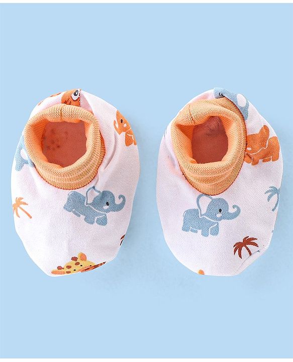 Babyhug 100% Cotton Knit Cap Mittens & Booties Wild Animal Print - White