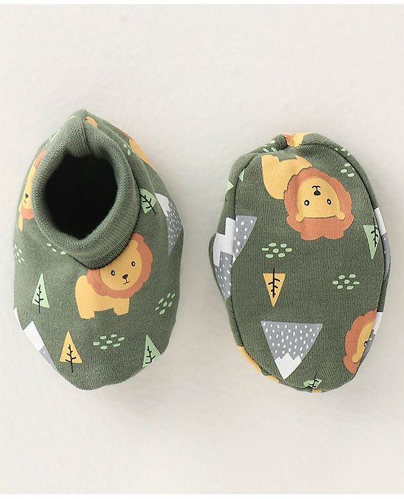 Babyhug 100% Cotton Knit Cap Mittens & Booties Set with Lion Print - Green