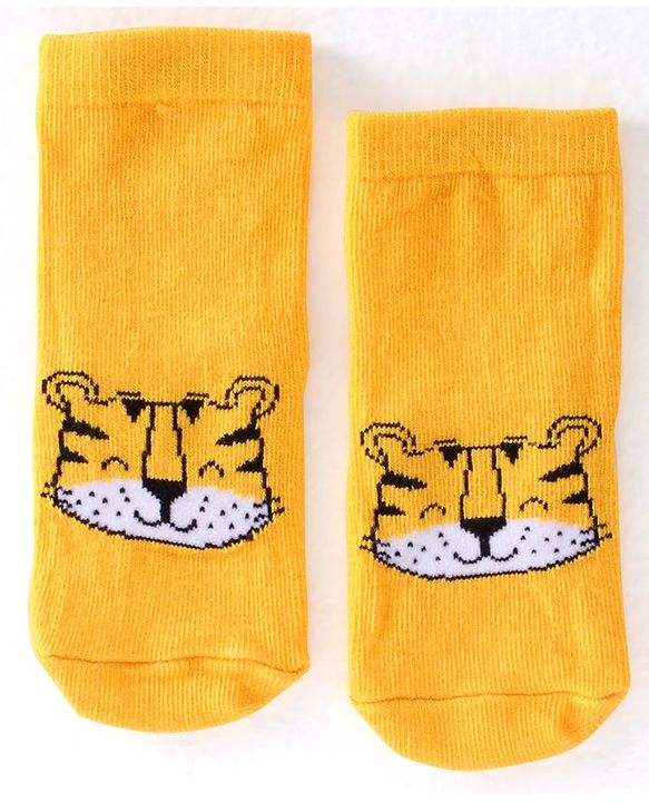 Cute Walk By Babyhug Cotton Knit Anti Bacterial Ankle Length Socks Tiger Design Pack Of 3 - Multicolour