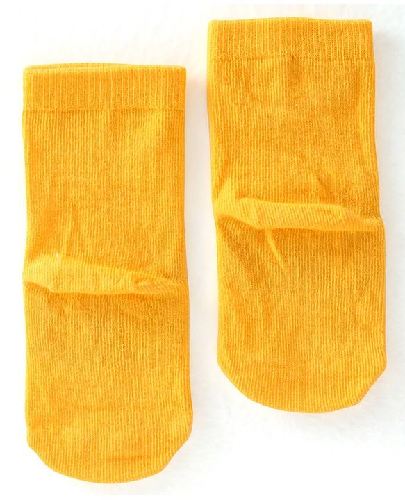 Cute Walk By Babyhug Cotton Knit Anti Bacterial Ankle Length Socks Tiger Design Pack Of 3 - Multicolour