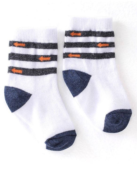 Cute Walk By Babyhug Cotton Knit Anti Bacterial Ankle Length Socks Car Design Pack Of 3 - Multicolour