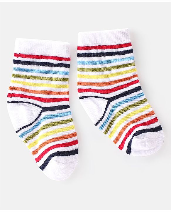 Cute Walk By Babyhug Cotton Knit Anti Bacterial Ankle Length Socks Car Design Pack Of 3 - Multicolour
