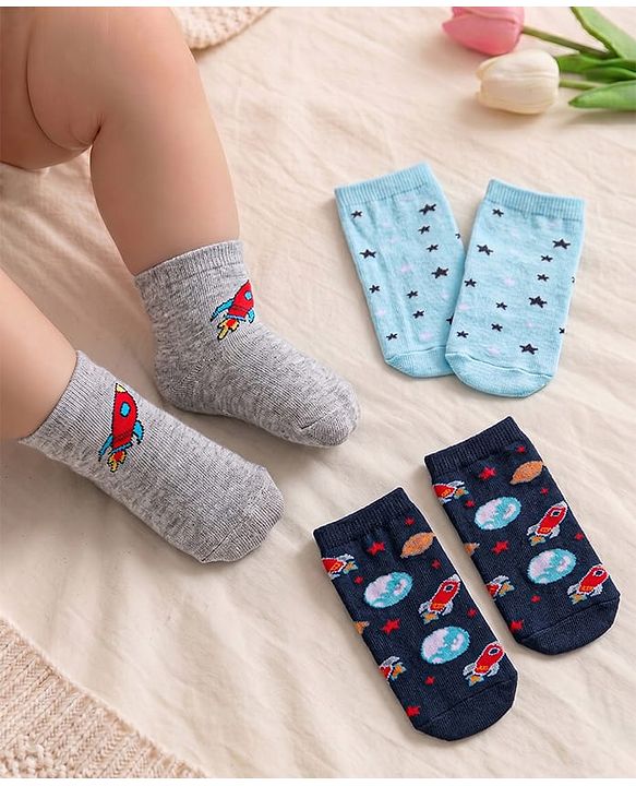 Cute Walk By Babyhug Cotton Knit Anti Bacterial Ankle Length Socks Star Design Pack Of 3 - Multicolour