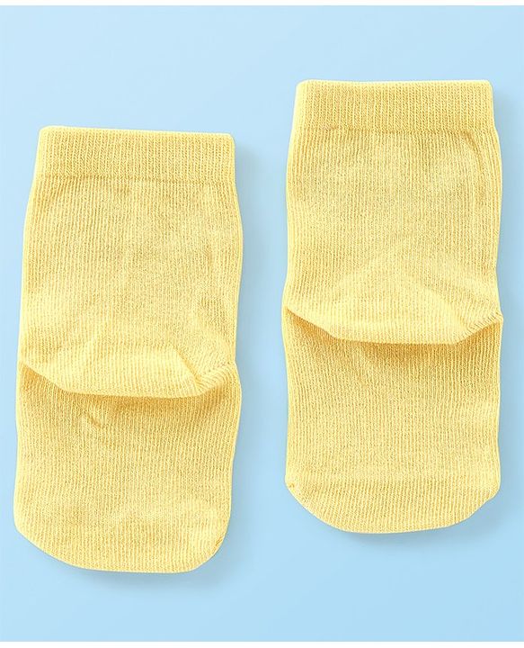 Cute Walk By Babyhug Anti Bacterial Ankle Length Socks Striped & Car Design Pack Of 3 - Red Yellow & Grey