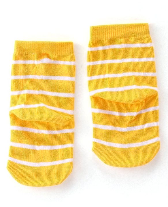 Cute Walk By Babyhug Anti Bacterial Ankle Length Socks Stripes & Tiger Design Pack Of 3 - Green Yellow & Blue