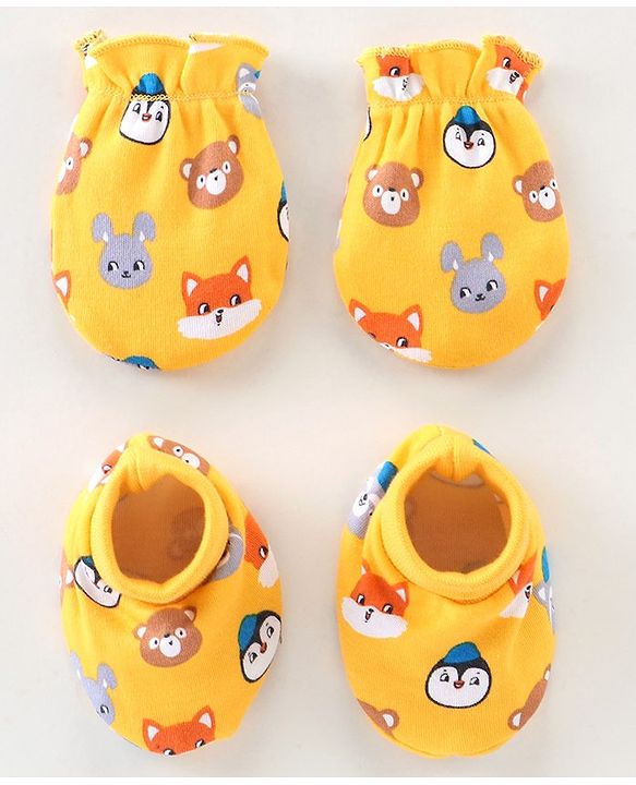 Babyhug 100% Cotton Knit Mittens & Booties Animal Print - Yellow
