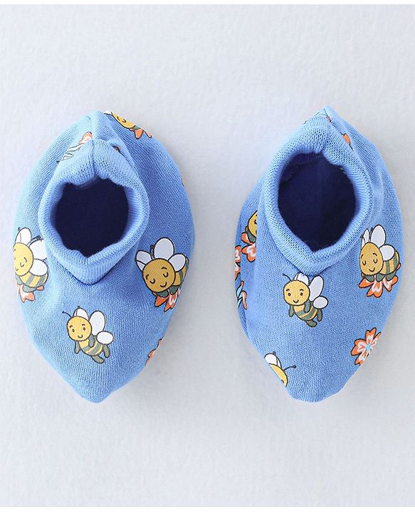 Babyhug 100% Cotton Knit Cap Mittens And Booties Honey Bee Print - Blue