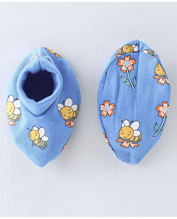 Babyhug 100% Cotton Knit Cap Mittens And Booties Honey Bee Print - Blue