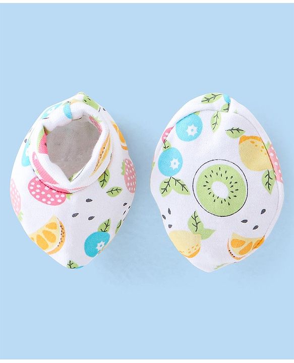 Babyhug 100% Cotton Knit Apple Print Mittens & Booties - Multicolour