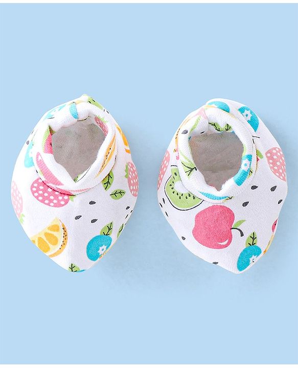 Babyhug 100% Cotton Knit Apple Print Mittens & Booties - Multicolour
