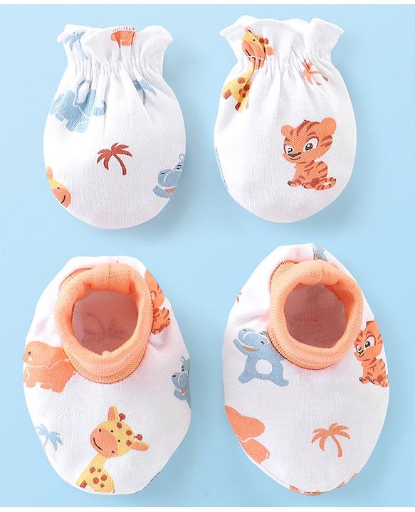 Babyhug 100% Cotton Knit Tiger Print Mittens & Booties - White