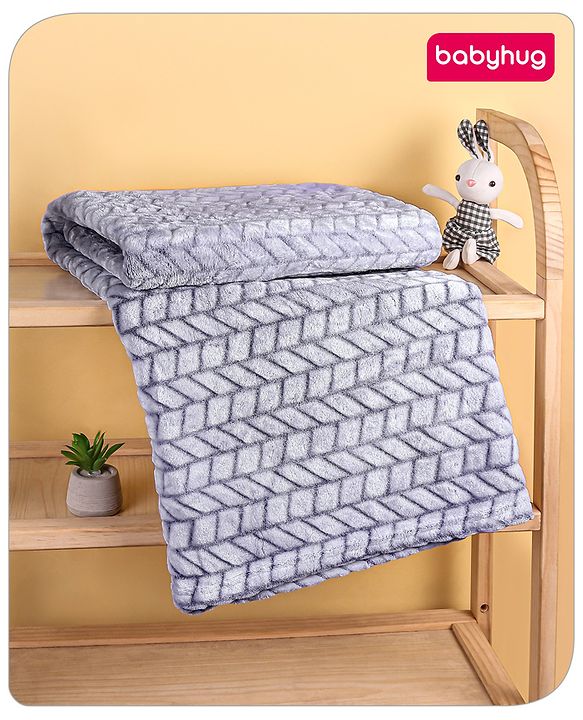 Babyhug Premium 2 Tone Laser Cut Cozy Plush Blanket Chevron Pattern- Blue