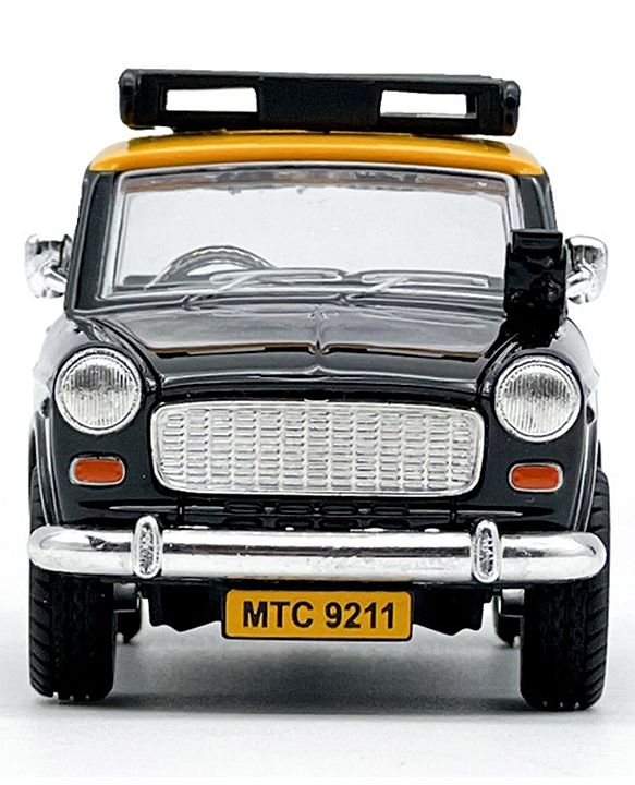Centy Pull Back Queen 70's Classic Taxi Toy (Color May Vary) for