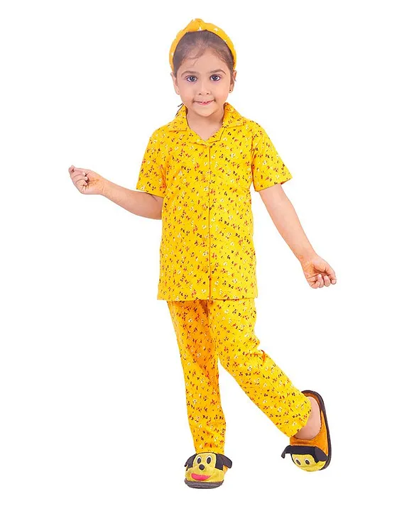 Buy MIMINO Half Sleeves Floral Printed Night Suit Yellow for Girls