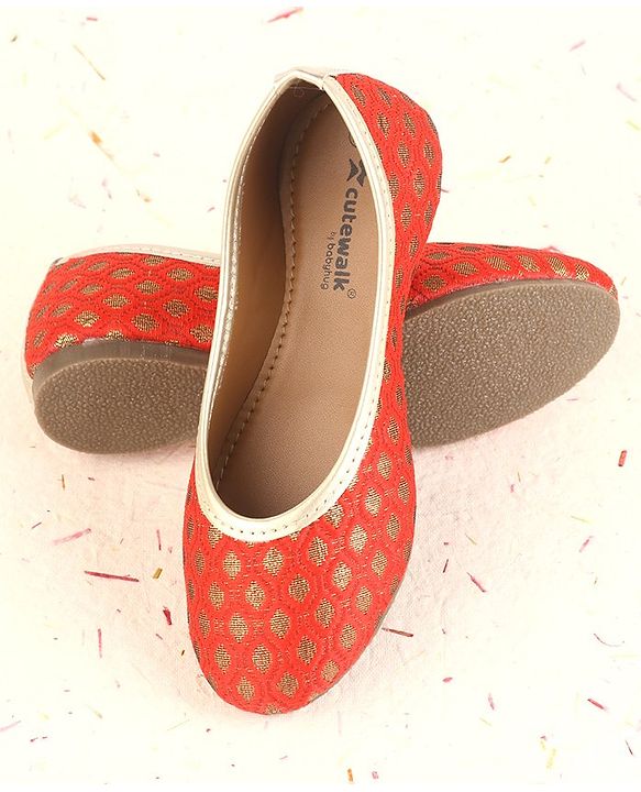 Cute Walk by Babyhug Foil Print Mojaris - Red